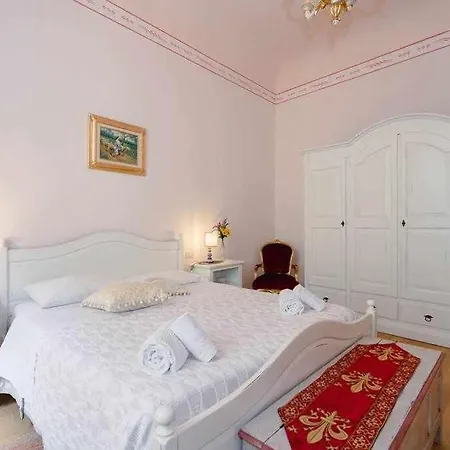 Διαμέρισμα Ghibellina Elegant With 4 Bedrooms Φλωρεντία