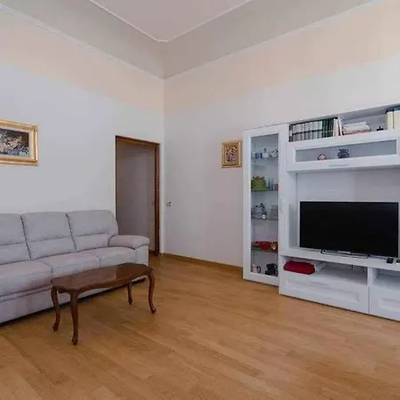 Διαμέρισμα Ghibellina Elegant With 4 Bedrooms