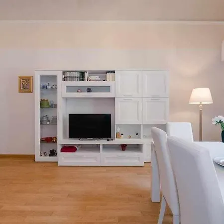 Ghibellina Elegant With 4 Bedrooms Apartament
