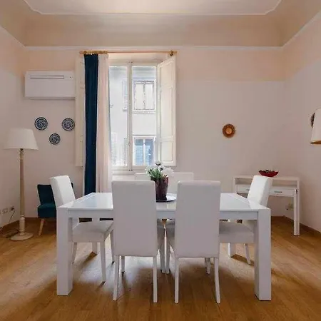 Apartament Ghibellina Elegant With 4 Bedrooms Florencja