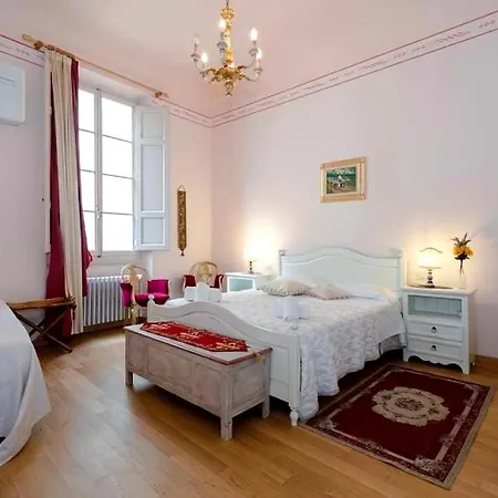 Apartament Ghibellina Elegant With 4 Bedrooms