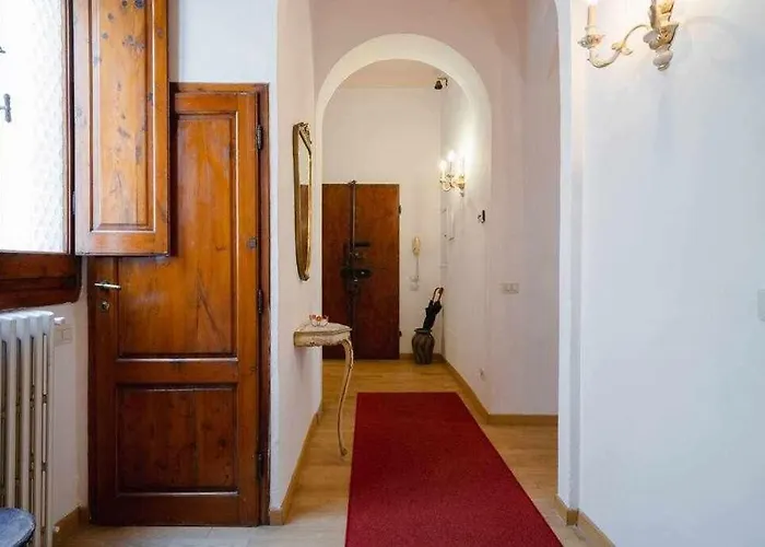 Ghibellina Elegant With 4 Bedrooms Apartmán