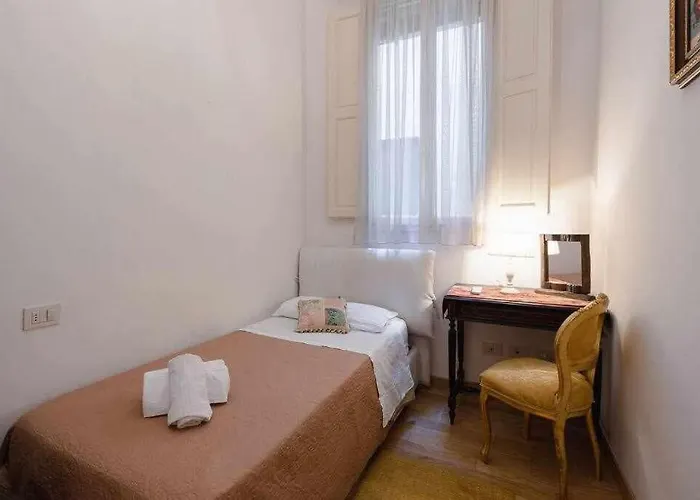 Apartmán Ghibellina Elegant With 4 Bedrooms *