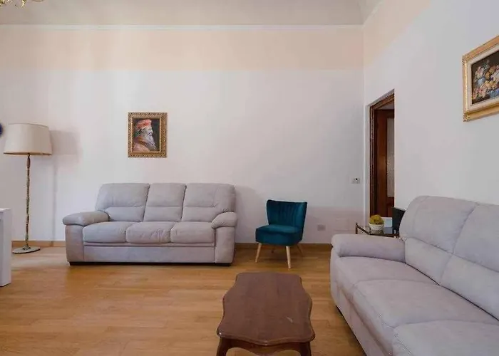 Apartmán Ghibellina Elegant With 4 Bedrooms *