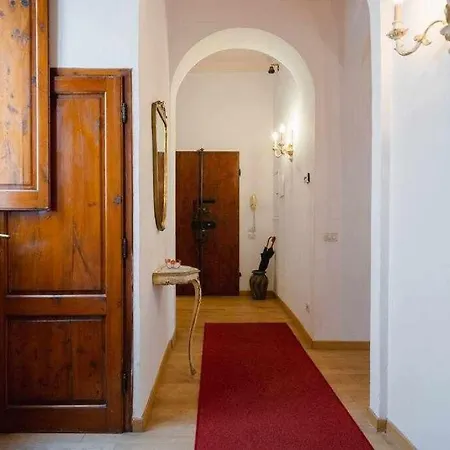 Ghibellina Elegant With 4 Bedrooms Διαμέρισμα